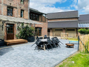 Charming House & Garden in Rochefort - Boules & Terraceb